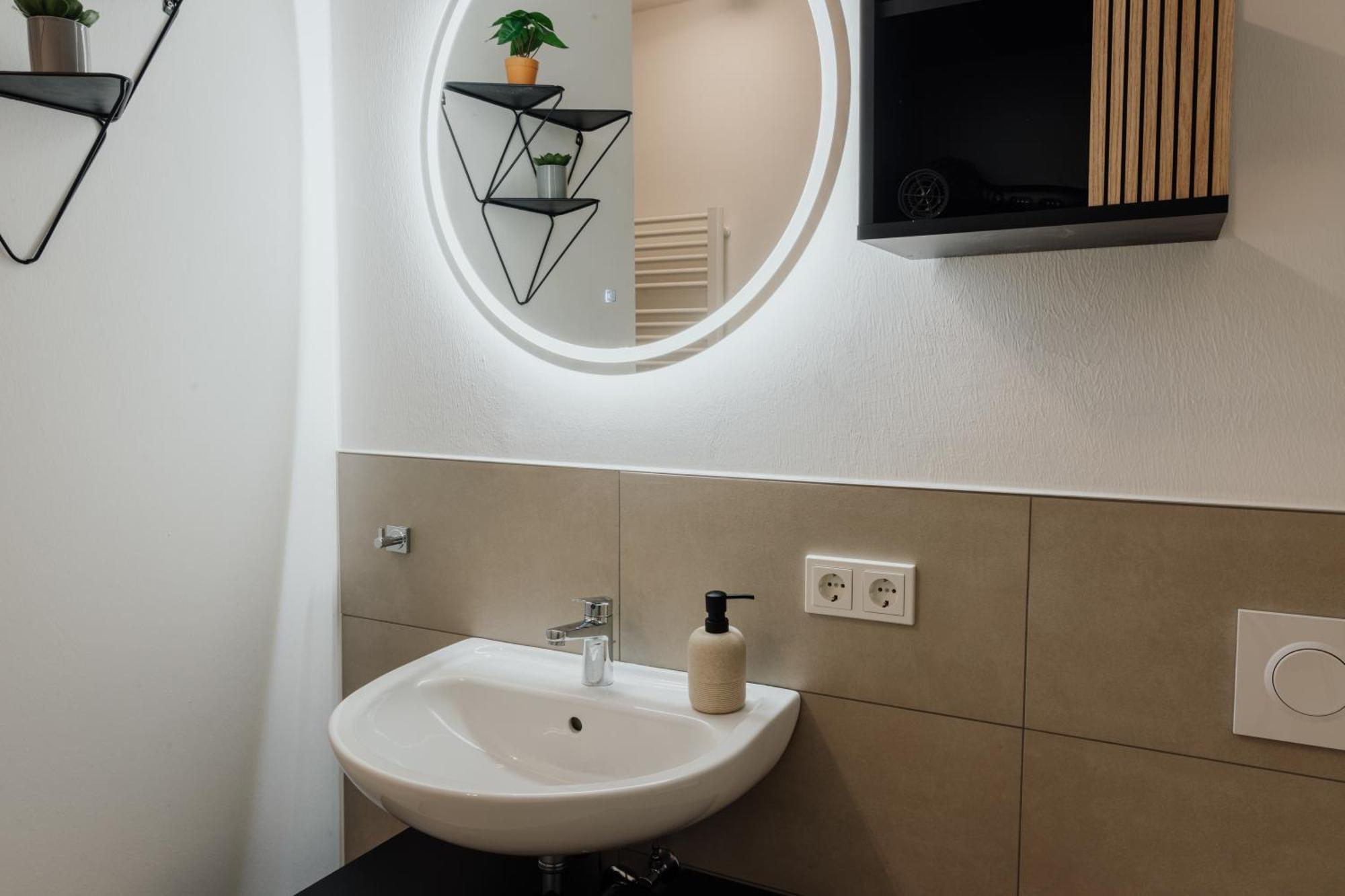 Cityheart Appartement - Stadt Mitte - Stilvoll Pasawa Zewnętrze zdjęcie